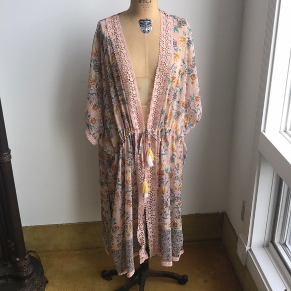 Xhilaration Tops - Shawl